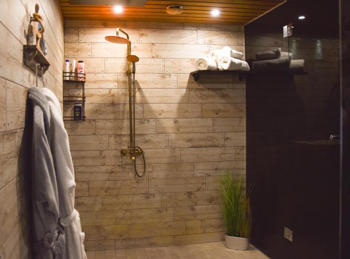 Paju Apartement With Sauna Võru Buitenkant foto
