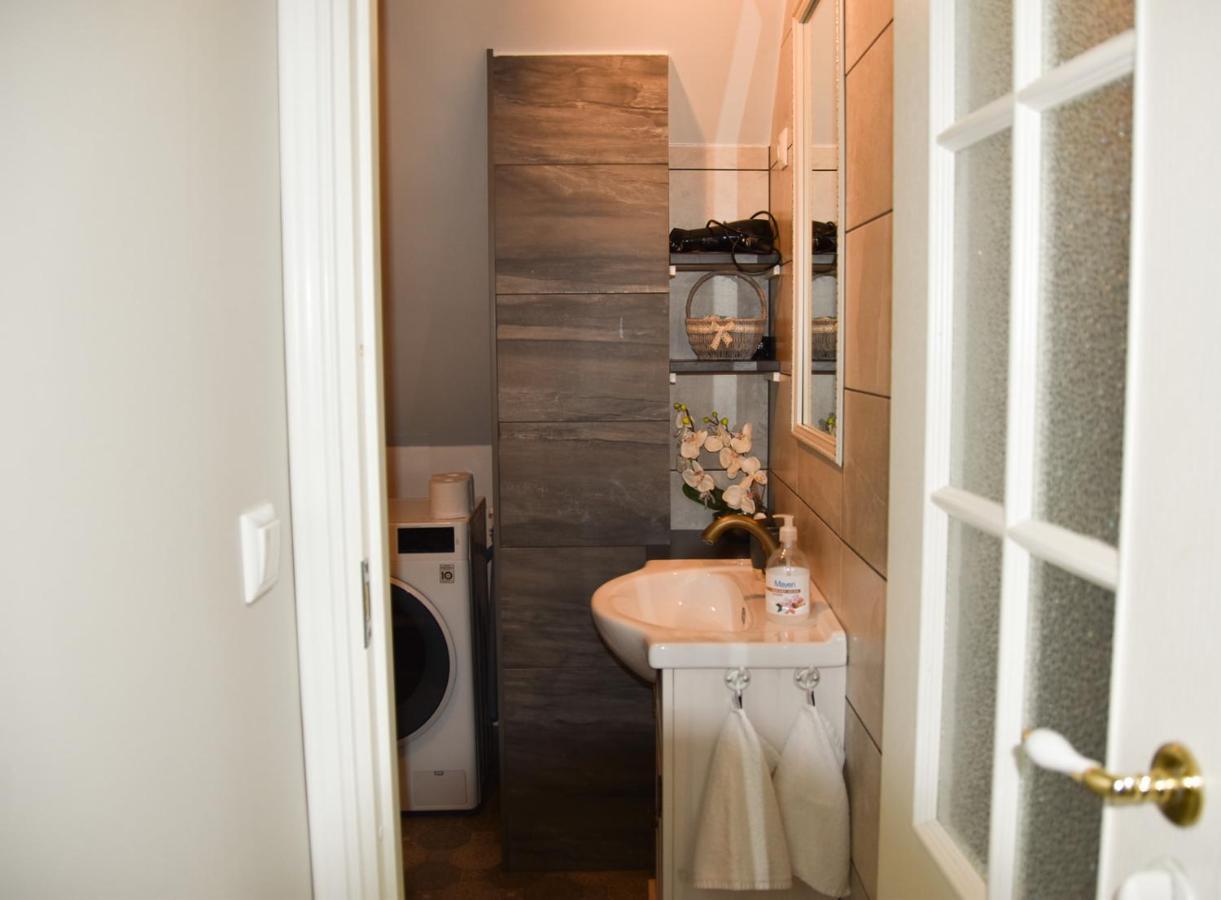 Paju Apartement With Sauna Võru Buitenkant foto